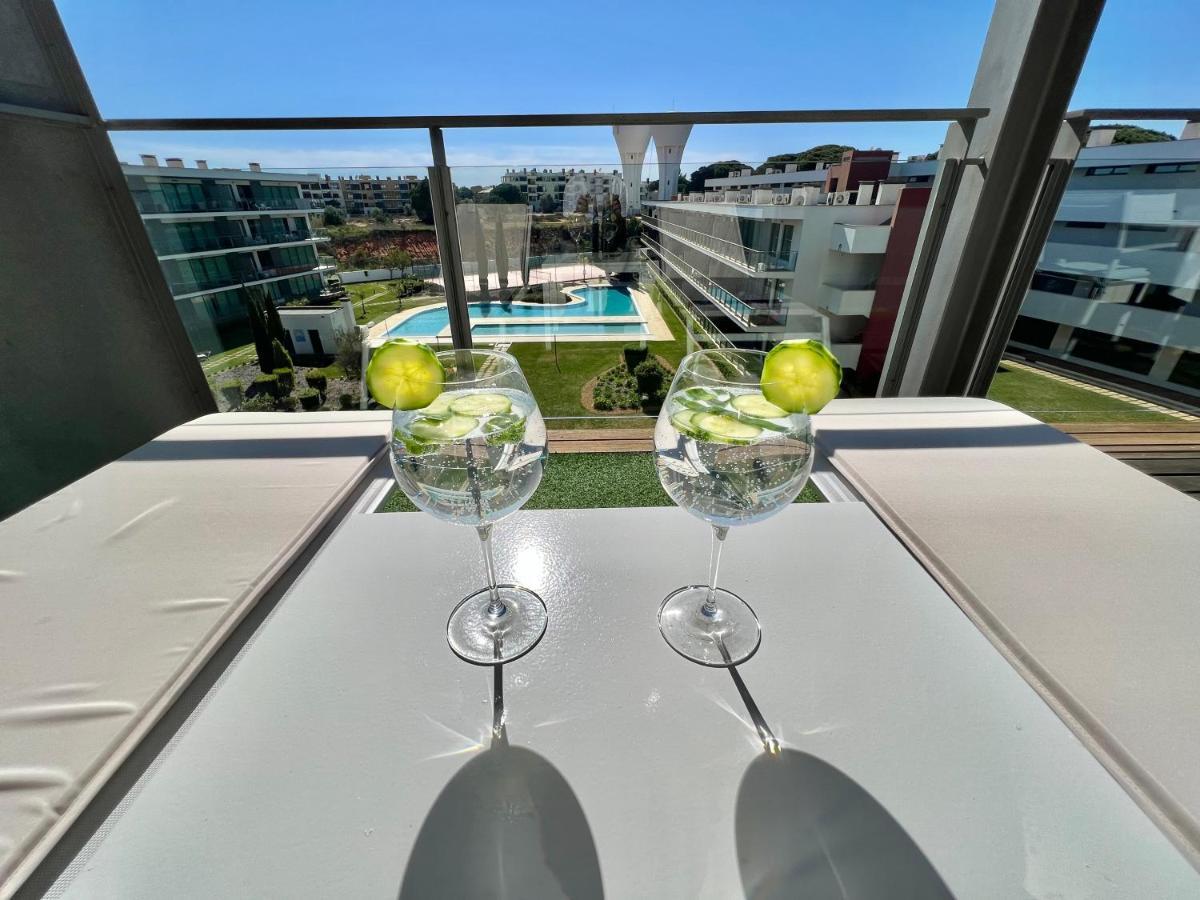 Superbe Appartement Spacieux Avec Terrasse Vue Piscine Vilamoura Exterior foto