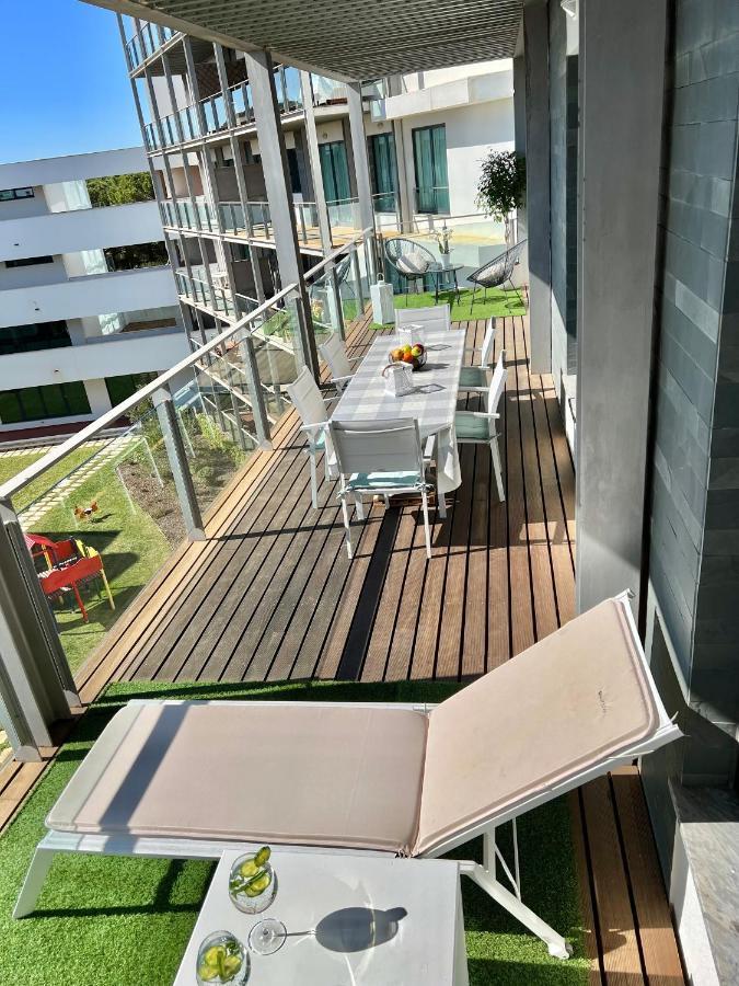 Superbe Appartement Spacieux Avec Terrasse Vue Piscine Vilamoura Exterior foto